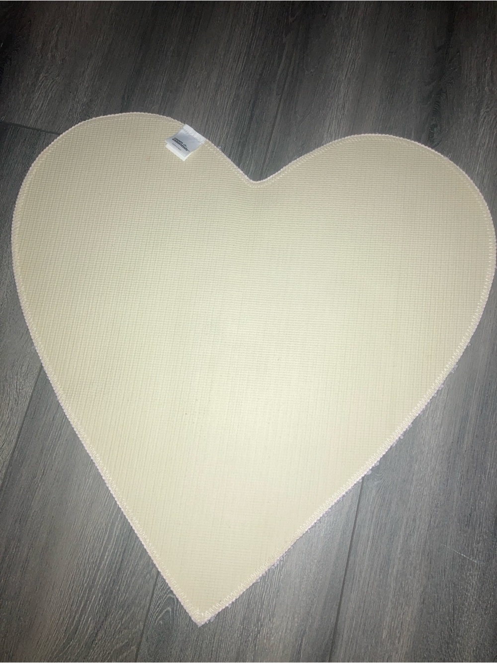 Pink Heart Shape Bath Rug - Picture 2 of 5